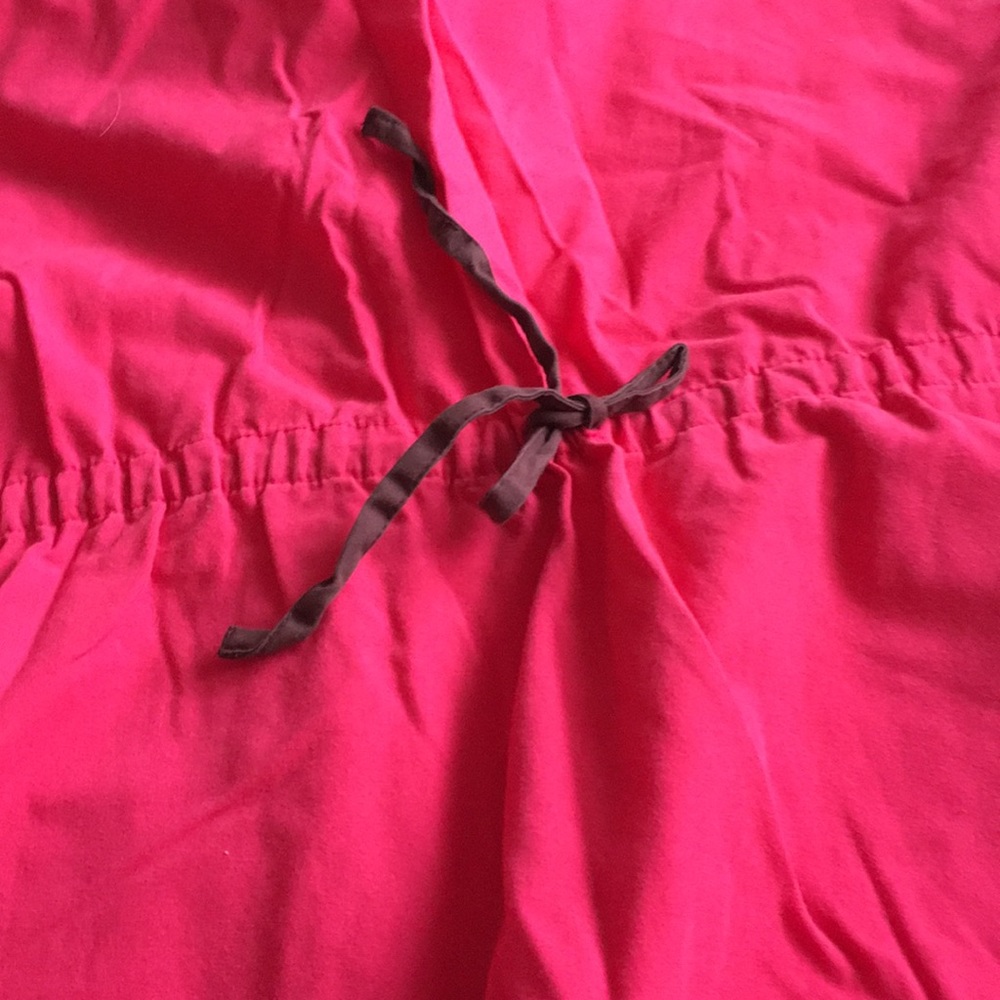 Dickies Women's Red V-Neck Scrub Top - Picture 4 of 6